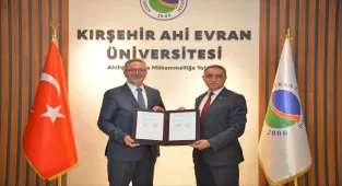Kırşehir Ahi Evran Üniversitesinin yazma ve nadir eser koleksiyonu TÜYEK'e devredilecek