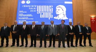 Kırşehir'de Türkçenin ebedi sesi: Yunus Emre paneli düzenlendi