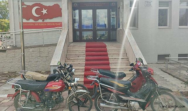 Motor ve şase numaraları silinmiş 4 motosiklet ele geçirildi
