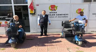 Sivas Gazeteciler Cemiyetinden engeli vatandaşlara destek