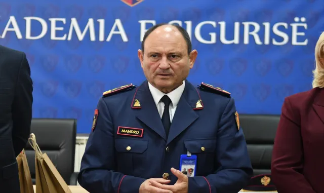 TİKA'nın desteğiyle Arnavutluk polis teşkilatına insan kaynakları yönetimi eğitimi verildi