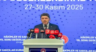 Bakan Tunç, Afyonkarahisar'da HSK Yıl Sonu Değerlendirme Toplantısı'nda konuştu: (2)