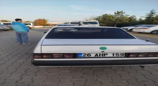 Eskişehir’de abart egzozlu otomobil kullanan sürücüye para cezası uygulandı