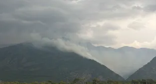 GÜNCELLEME - Hatay'da 2 farklı noktada çıkan orman yangını kontrol altına alındı