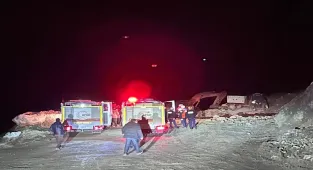 GÜNCELLEME - Sivas'ta demir madeni ocağında göçük meydana geldi