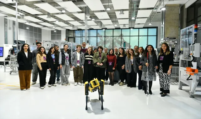 Hepsiburada'dan gençlere yapay zeka, enerji ve tedarik zincirine yönelik eğitim programı