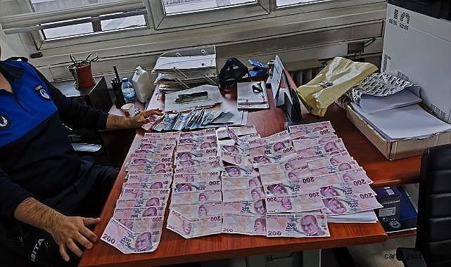 Kayseri'de camide dilencilik yapan kişinin üzerinden 12 bin 200 lira çıktı