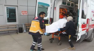 Konya'da büyükbaş hayvanın teptiği besici yaralandı