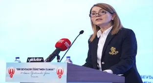 MHP Genel Başkan Yardımcısı Topcu, Öğretmenler Günü programında konuştu: