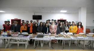 NÖHÜ'de Lösemili Çocuklar Haftası dolayısıyla kermes düzenlendi