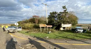 Sinop'ta iki otomobil çarpıştı, 1 kişi öldü, 2 kişi yaralandı