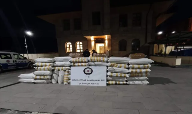 Sivas'ta 1 ton 150 kilogram gümrük kaçağı tütün ele geçirildi