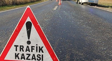 TIR'a çarpan otomobildeki çift hayatını kaybetti