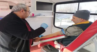 Ulaş'ta öğrenci velileri kan bağışı kampanyasına destek verdi