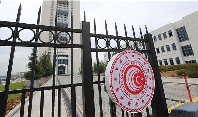 Yiyecek içecek hizmeti sunan işletmelerde zorunlu servis ücreti yasaklanıyor!