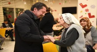Beypazarı Belediye Başkanı Kasap, huzurevi sakinleriyle bir araya geldi