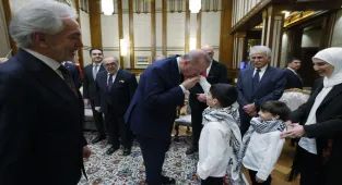 Cumhurbaşkanı Erdoğan, Cumhurbaşkanlığı Kültür ve Sanat Büyük Ödülleri'ne layık görülenleri kabul etti