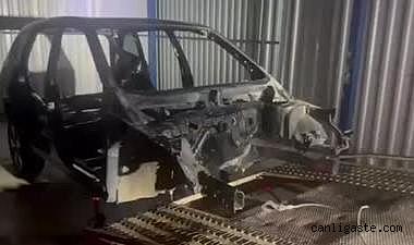 Gümrük kaçağı otomobil parçaları, motor blokları ele geçirildi