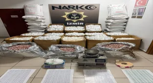 GÜNCELLEME - İzmir'de 2 milyon 309 bin 774 uyuşturucu hap ele geçirildi