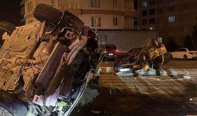 Kayseri'de iki otomobil çarpıştı, takla attı: 2 yaralı