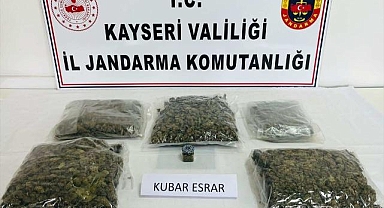 Kayseri'de uyuşturucu operasyonu: 5 kiloya yakın uyuşturucu ele geçirildi
