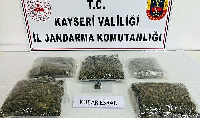 Kayseri'de uyuşturucu operasyonu: 5 kiloya yakın uyuşturucu ele geçirildi