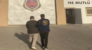 Kırşehir'de 3 yıl 4 ay kesinleşmiş hapis cezası bulunan firari yakalandı