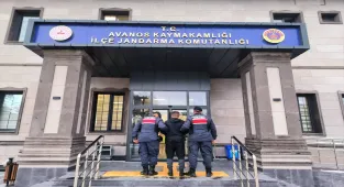 Nevşehir'de motosiklet üstünde akrobatik hareketler yapan sürücüye para cezası