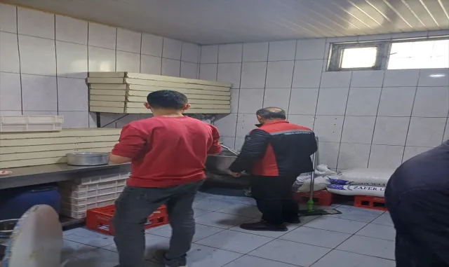 Ulaş'ta ilçe esnafı denetlendi