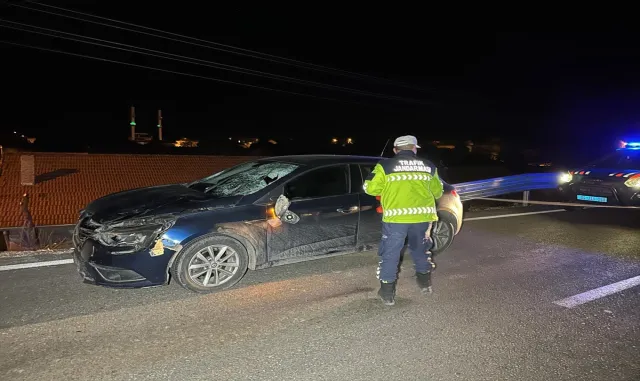 Uşak'ta otomobilin çarptığı 3 yaya öldü