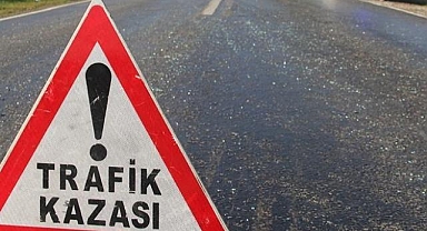 Yolun karşısına geçmeye çalışan 2 kadına otomobil çarptı