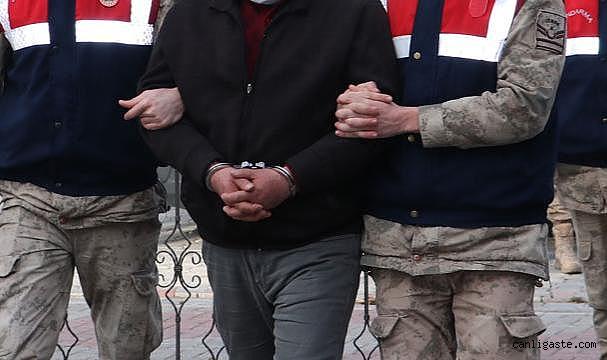 Yurt dışına kaçmaya çalışan dört suç örgütü üyesi yakalandı