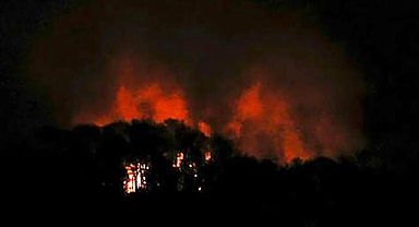 ABD Venezuela'nın başkenti Caracas'ı bombaladı