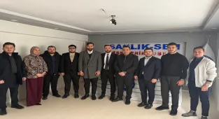 AK Parti İl Gençlik Kolları'ndan Sağlık-Sen Şube Başkanı Köksal'a ziyaret