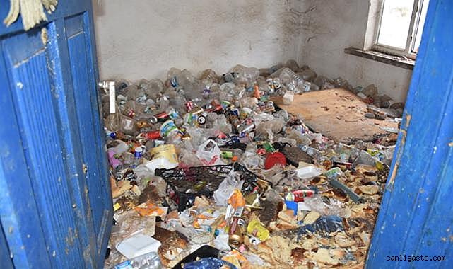 Bir evden 168 ton çöp çıktı!