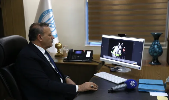 Bitlis Eren Üniversitesi Rektörü Elmastaş AA'nın Yılın Kareleri oylamasına katıldı