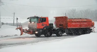 Bolu Dağı'nda yoğun kar etkili oluyor