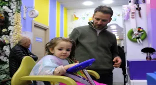 Çocukken yaşadığı berber korkusu mesleğini şekillendirdi