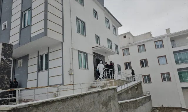 Çorum'da karı-koca evlerinde silahla vurulmuş halde ölü bulundu