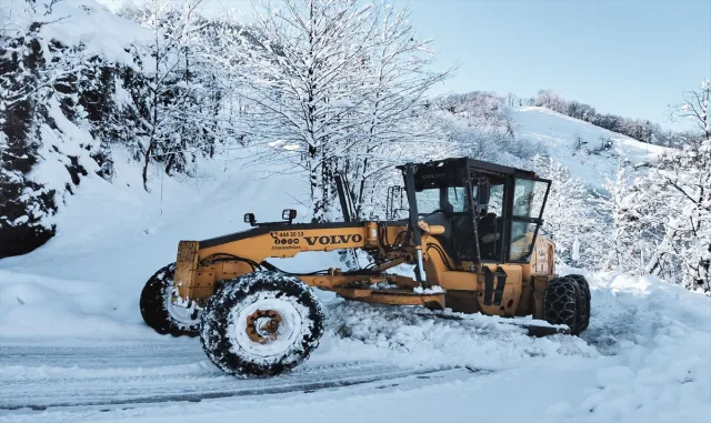 Doğu Karadeniz'de 128 köye ulaşım sağlanamıyor
