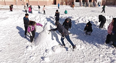 Elazığ'ın bazı ilçelerinde okullar 1 gün daha tatil
