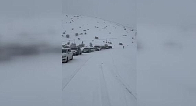 Gümüşhane-Erzincan karayolu trafiğe kapatıldı