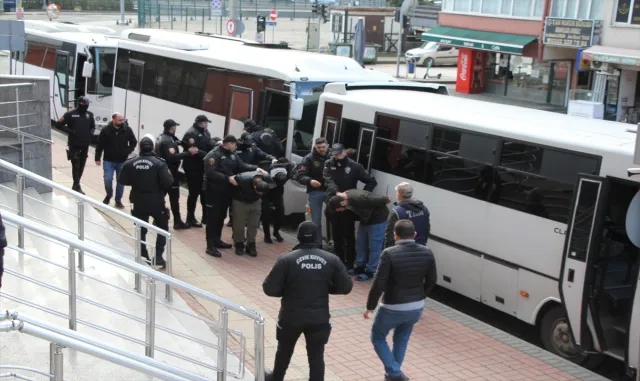 Kocaeli'de DEAŞ ve El Kaide operasyonu: 18 tutuklama