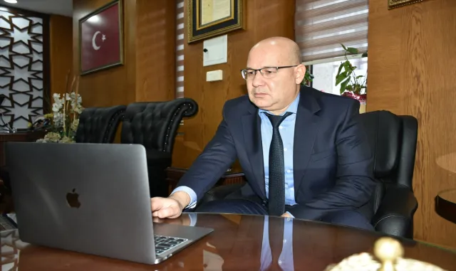 İzmir Adli Yargı Adalet Komisyonu Başkanı Sunal, AA'nın Yılın Kareleri oylamasına katıldı