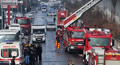 Kayseri OSB'de mobilya fabrikasında yangın