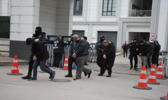 Kocaeli merkezli yasa dışı bahis operasyonunda 24 zanlı tutuklandı