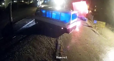 Saniyelerle hayata tutundu! Hemzemin geçitteki mucize kurtuluş