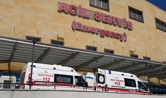 Zincirleme kazada otobüs ve kamyonetler birbirine girdi: 6 yaralı