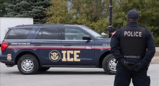 ABD'nin Portland kentinde ICE karşıtı protestolara göz yaşartıcı gazla müdahale edildi