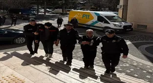 Akşehir'de kaçak tütün operasyonunda 1 kişi tutuklandı 